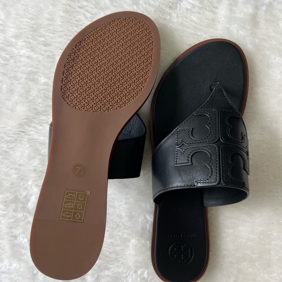 Tory Burch Jamie full logo thong calf leather sandals - Picture 2 of 6